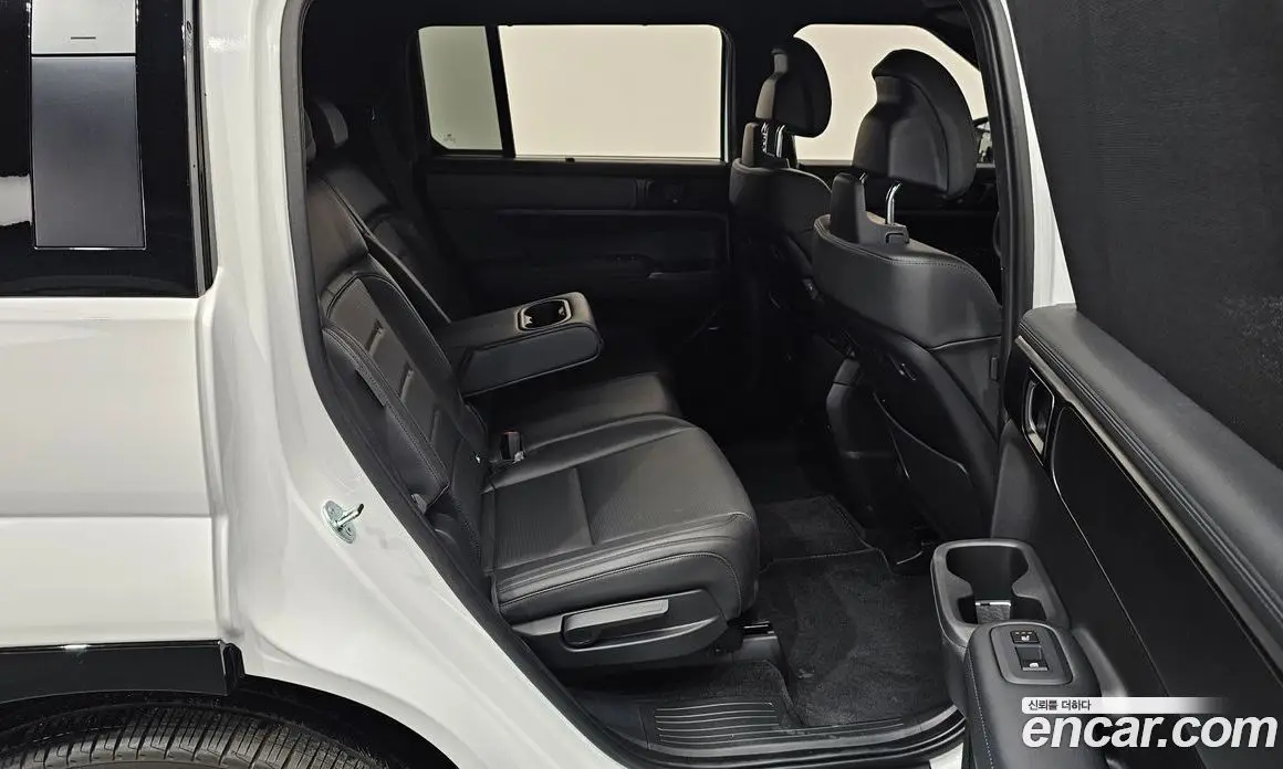 Hyundai Santa Fe 2024 2.5 автомат (гидро), фото 17