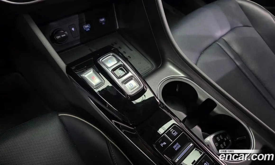 Hyundai Sonata 2022 1.6 автомат (гидро), фото 12