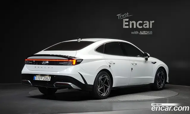 Hyundai Sonata 2023 1.6 автомат (гидро), миниатюра 2