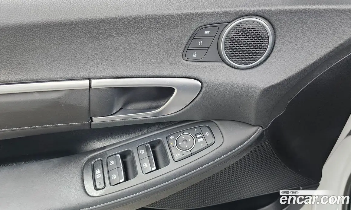 Hyundai Sonata 2023 1.6 автомат (гидро), фото 27