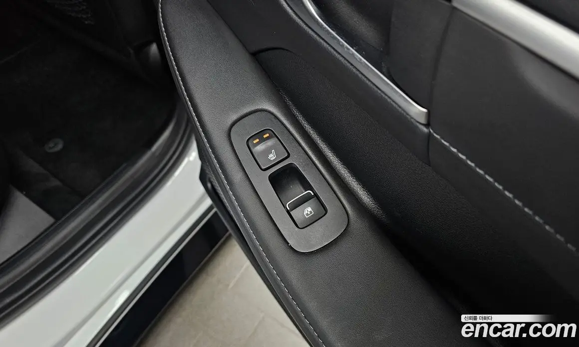 Hyundai Sonata 2023 1.6 автомат (гидро), фото 28