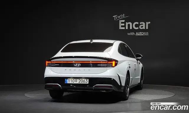 Hyundai Sonata 2023 1.6 автомат (гидро), миниатюра 4
