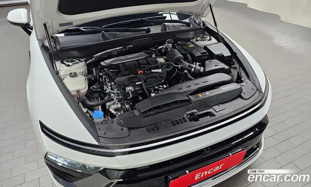 Hyundai Sonata 2023 1.6 автомат (гидро), миниатюра 6