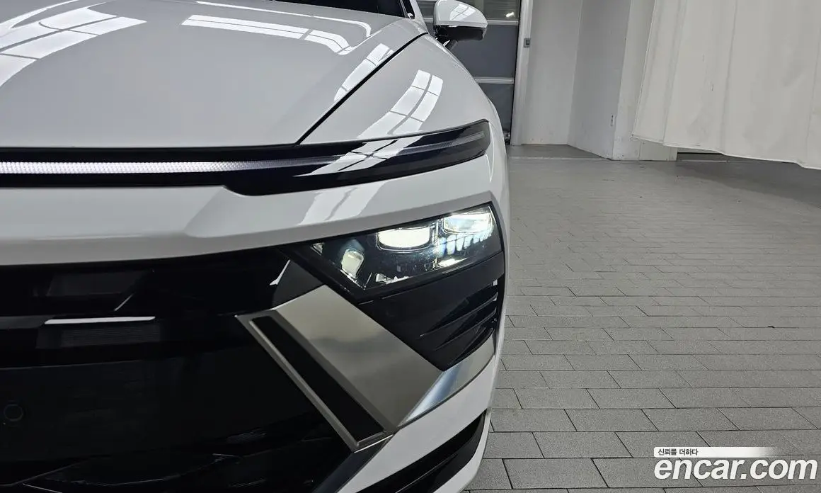 Hyundai Sonata 2023 1.6 автомат (гидро), фото 8