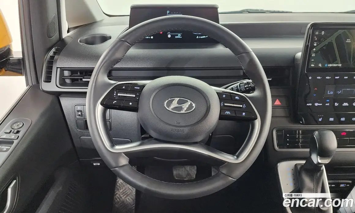 Hyundai Staria 2023 3.5 автомат (гидро), фото 19