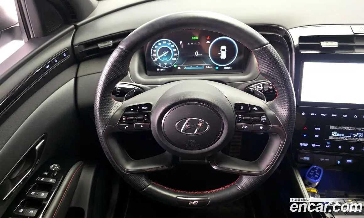 Hyundai Tucson 2022 1.6 автомат (гидро), фото 13