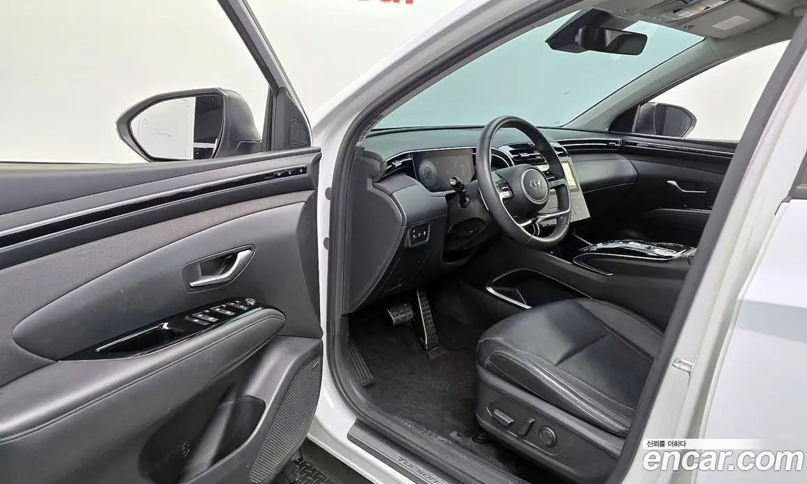 Hyundai Tucson 2023 1.6 автомат (гидро), фото 11