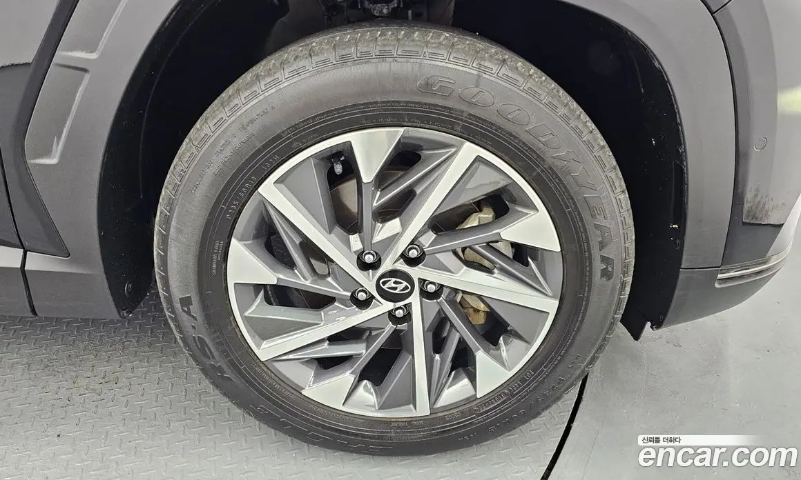 Hyundai Tucson 2023 1.6 автомат (гидро), фото 4