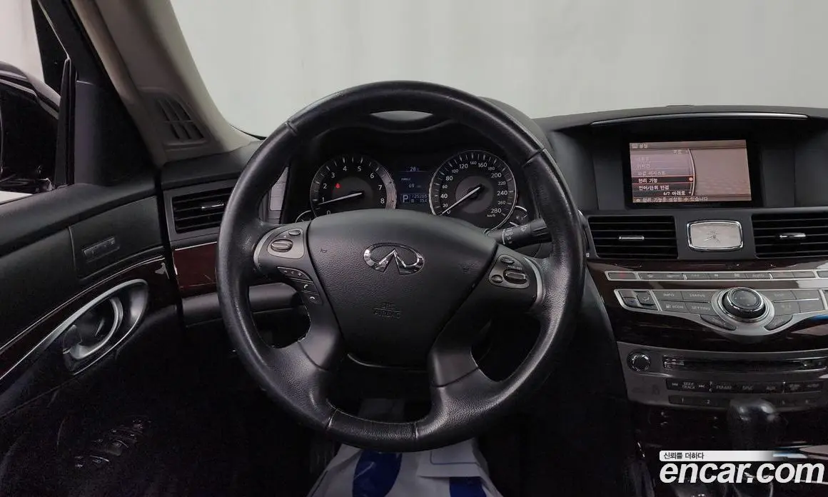 Infiniti M 2010 3.7 автомат (гидро), фото 13 Infiniti M 2010 3.7 автомат (гидро), фото 13