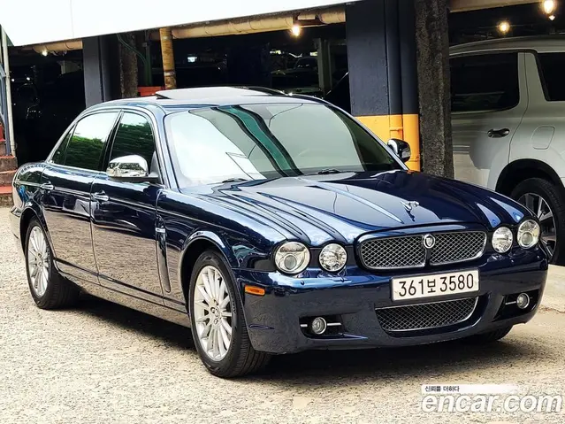 Jaguar XJ 2008 2.7 автомат (гидро), миниатюра 1 Jaguar XJ 2008 2.7 автомат (гидро), миниатюра 1