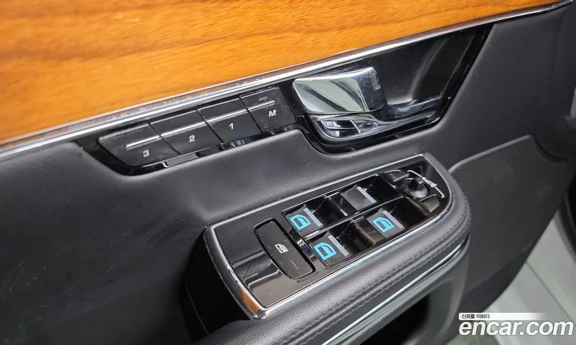 Jaguar XJ 2013 2.0 автомат (гидро), фото 16 Jaguar XJ 2013 2.0 автомат (гидро), фото 16