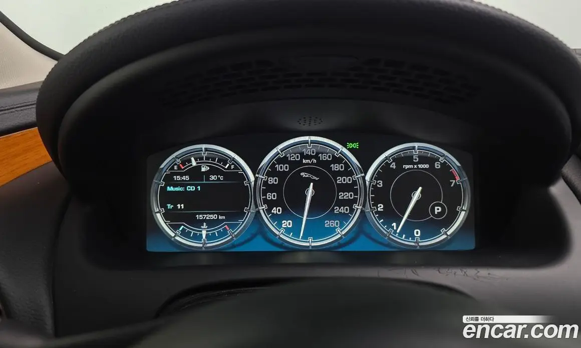 Jaguar XJ 2013 2.0 автомат (гидро), фото 8 Jaguar XJ 2013 2.0 автомат (гидро), фото 8