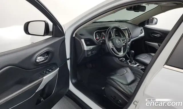 Jeep Cherokee 2017 2.4 автомат (гидро), миниатюра 10