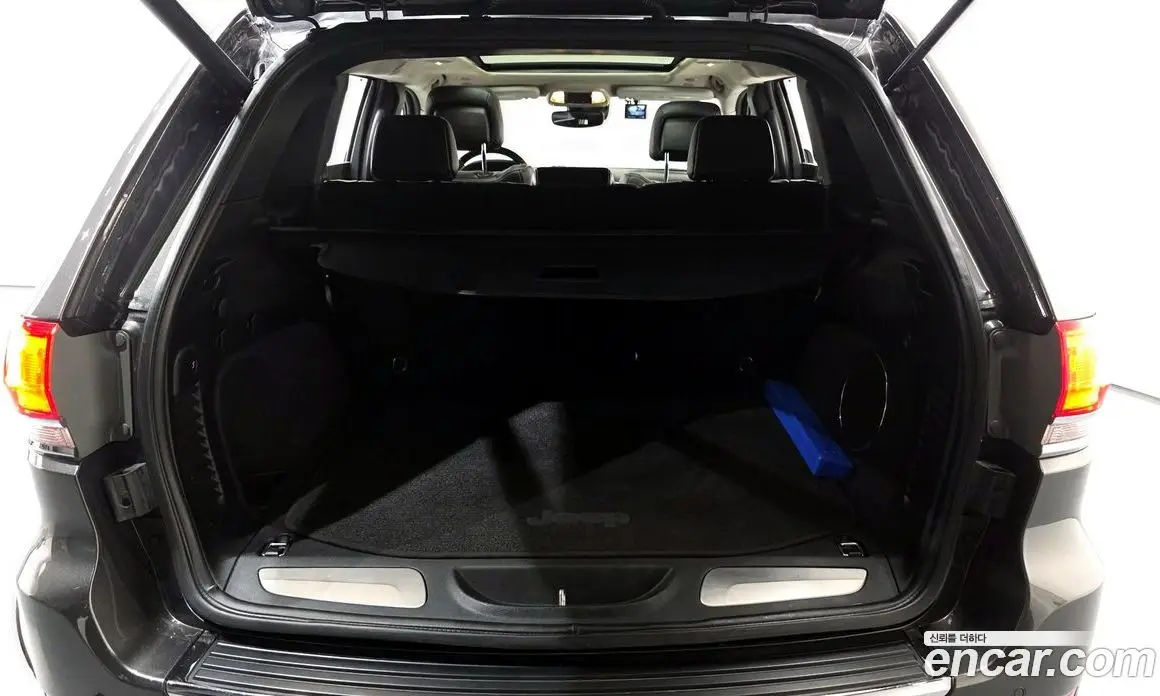 Jeep Cherokee 2019 3.6 автомат (гидро), фото 28