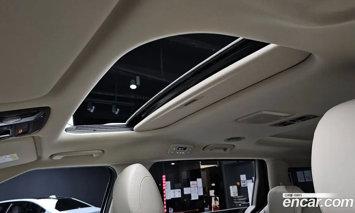 Kia Carnival 2022 2.2 автомат (гидро), фото 16