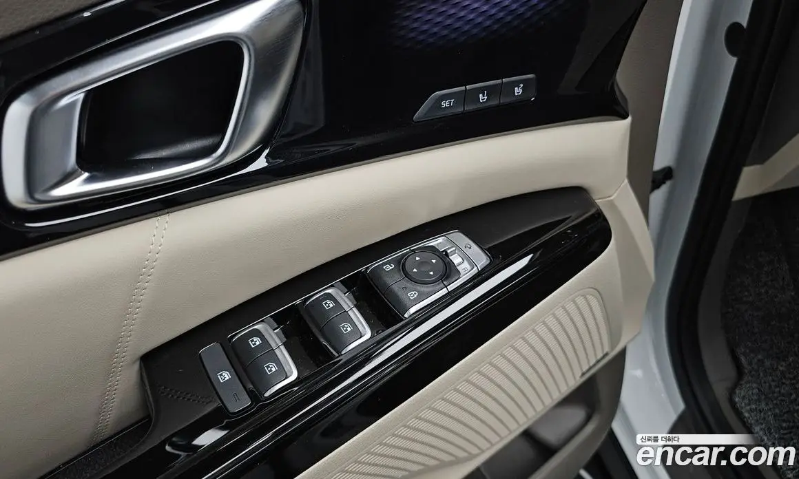 Kia Carnival 2022 2.2 автомат (гидро), фото 17