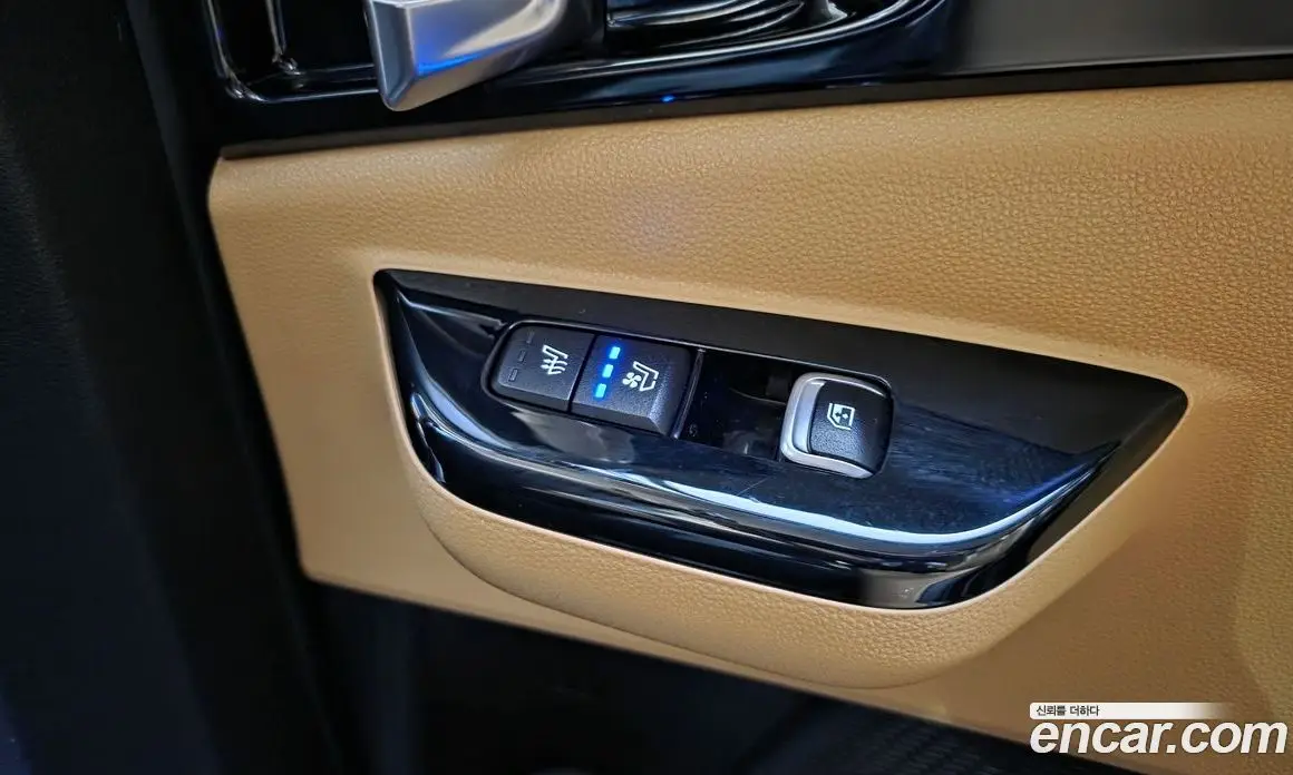 Kia Carnival 2023 3.5 автомат (гидро), фото 20