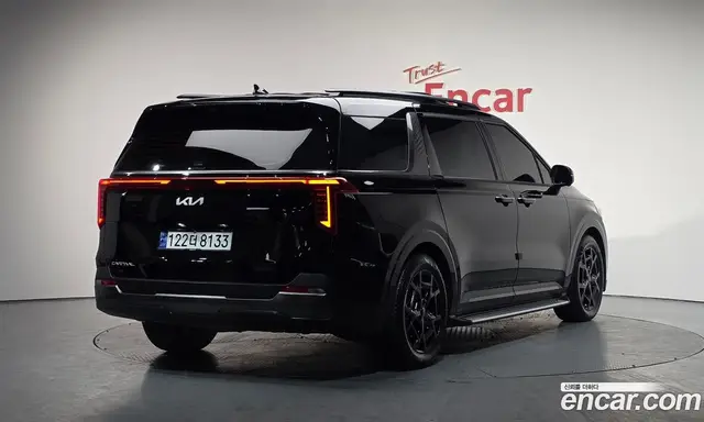 Kia Carnival, 2023, 9 167 км