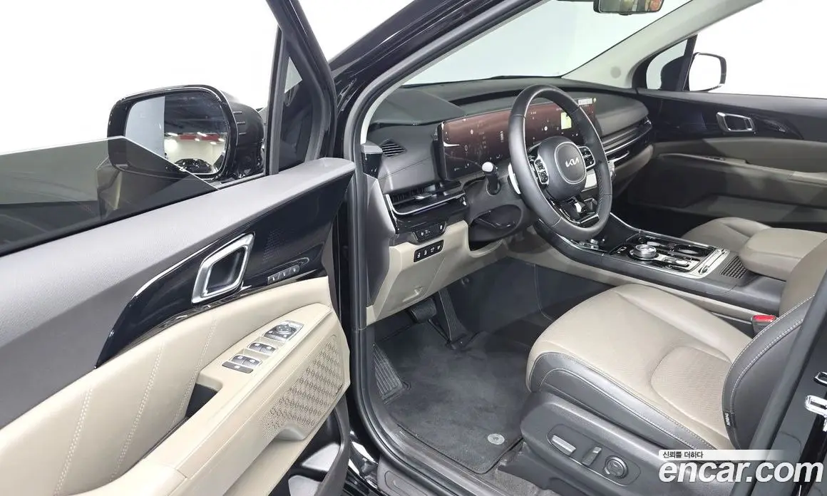 Kia Carnival 2023 3.5 автомат (гидро), фото 10