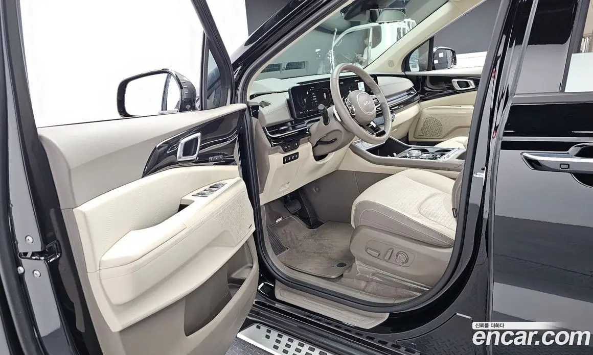 Kia Carnival 2024 1.6 автомат (гидро), фото 13