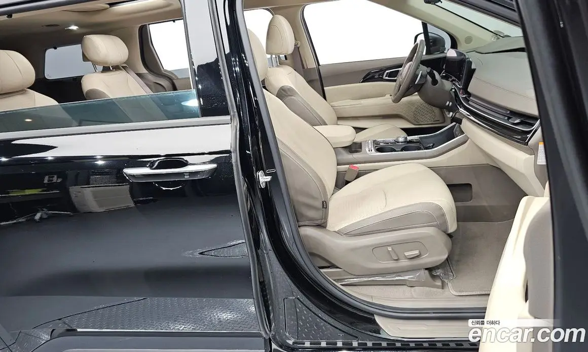 Kia Carnival 2024 1.6 автомат (гидро), фото 16