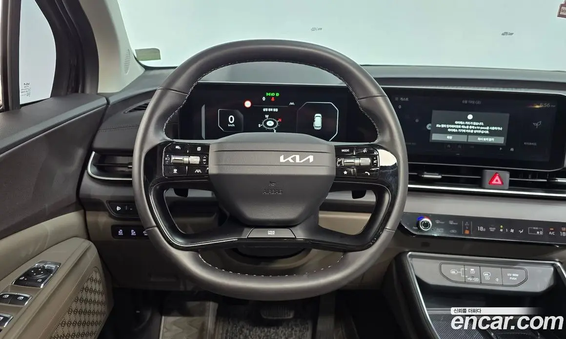 Kia Carnival 2024 1.6 автомат (гидро), фото 13