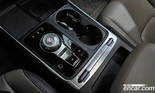 Kia Carnival 2024 1.6 автомат (гидро), миниатюра 9