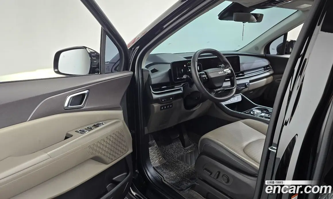 Kia Carnival 2024 1.6 автомат (гидро), фото 10