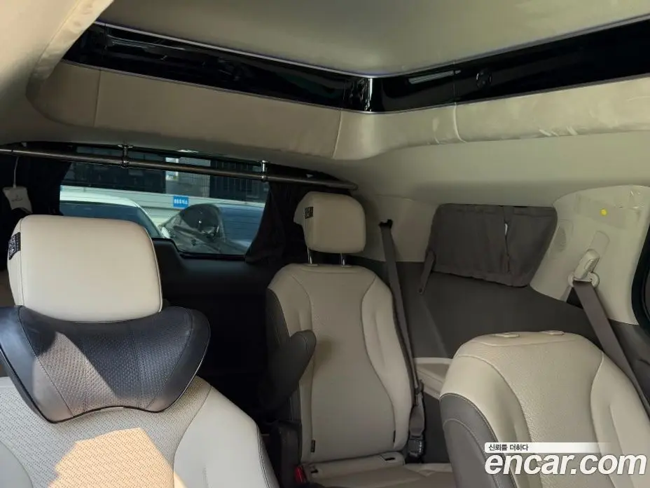 Kia Carnival 2025 1.6 автомат (гидро), фото 12