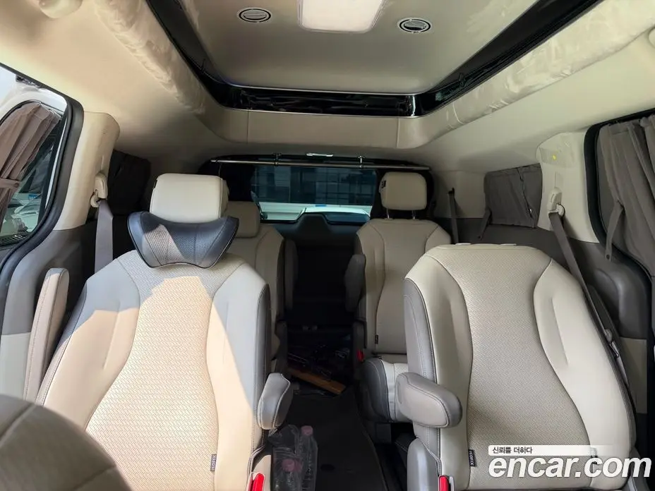 Kia Carnival 2025 1.6 автомат (гидро), фото 17