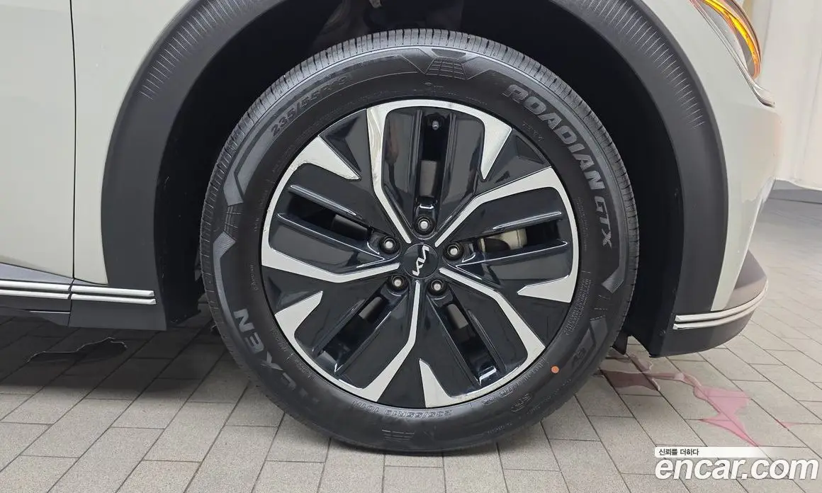 Kia EV6 2022 0.1 автомат (гидро), фото 7