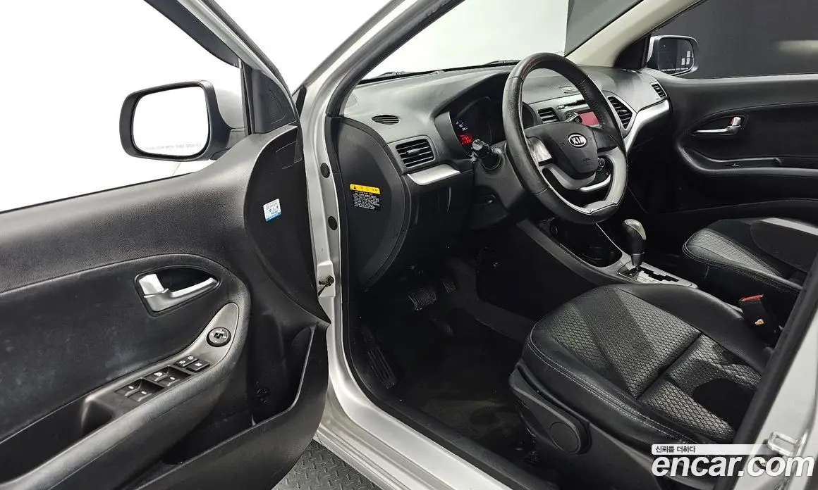 Kia Morning 2011 1.0 автомат (гидро), фото 11