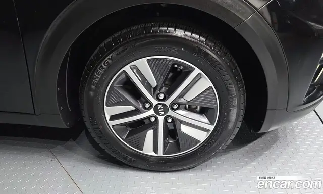 Kia Niro 2020 1.6 автомат (гидро), миниатюра 5