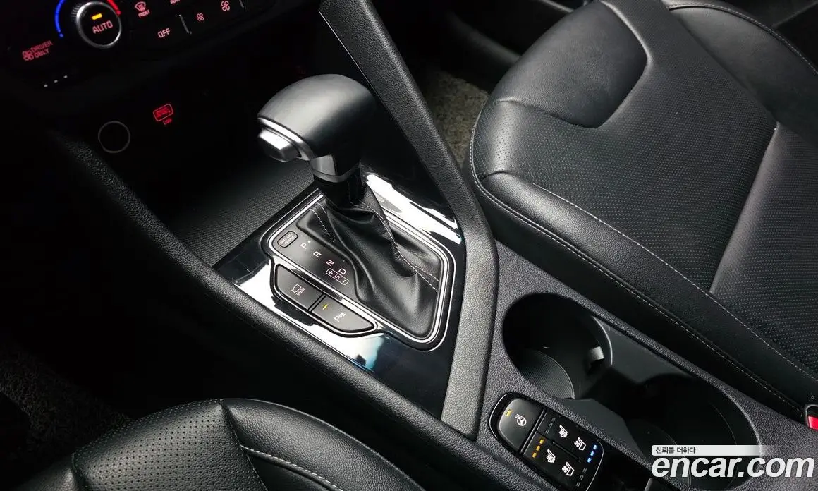 Kia Niro 2020 1.6 автомат (гидро), фото 9