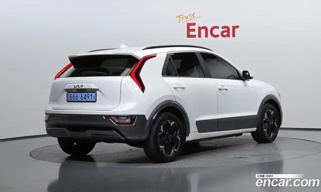 Kia Niro 2024 автомат (гидро), миниатюра 2