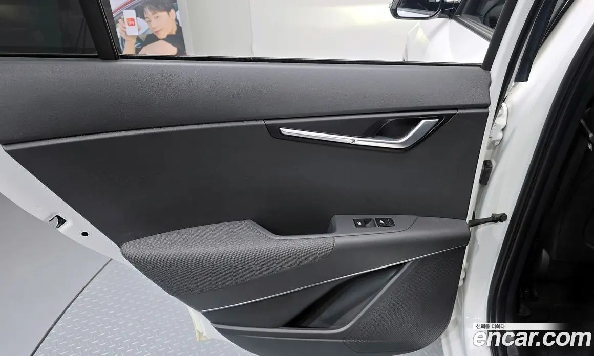 Kia Niro 2024 автомат (гидро), фото 15