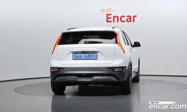 Kia Niro 2024 автомат (гидро), миниатюра 4