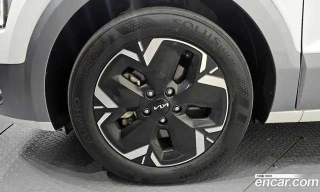 Kia Niro 2024 автомат (гидро), миниатюра 5