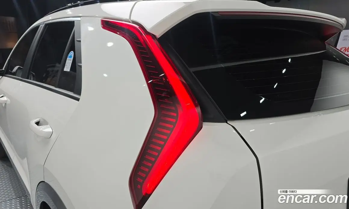 Kia Niro 2024 автомат (гидро), фото 9