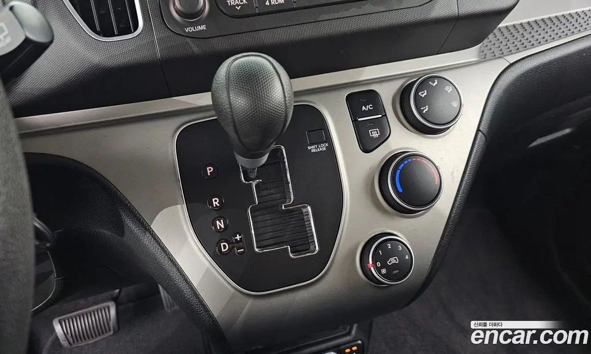 Kia Ray 2012 1.0 автомат (гидро), фото 9