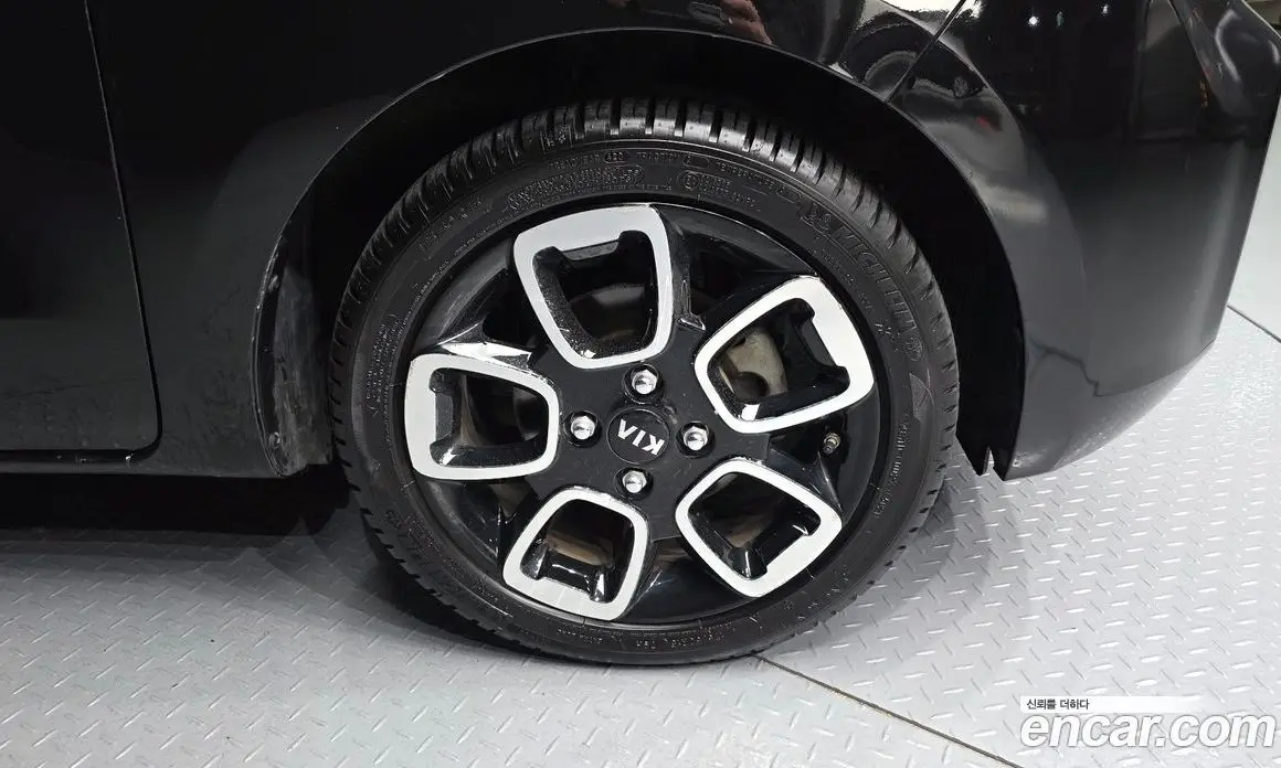 Kia Ray 2018 1.0 автомат (гидро), фото 5