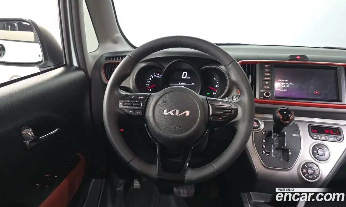 Kia Ray 2022 1.0 автомат (гидро), фото 19