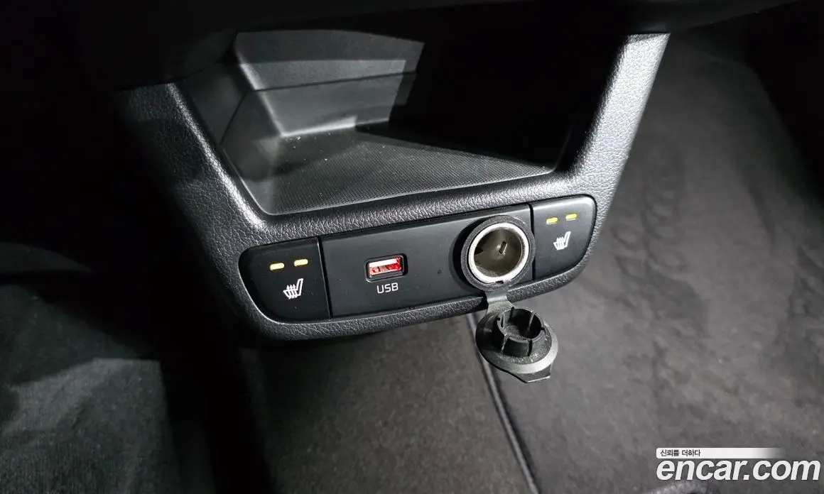 Kia Ray 2022 1.0 автомат (гидро), фото 23