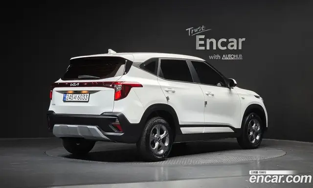 Kia Seltos 2023 1.6 автомат (гидро), миниатюра 2