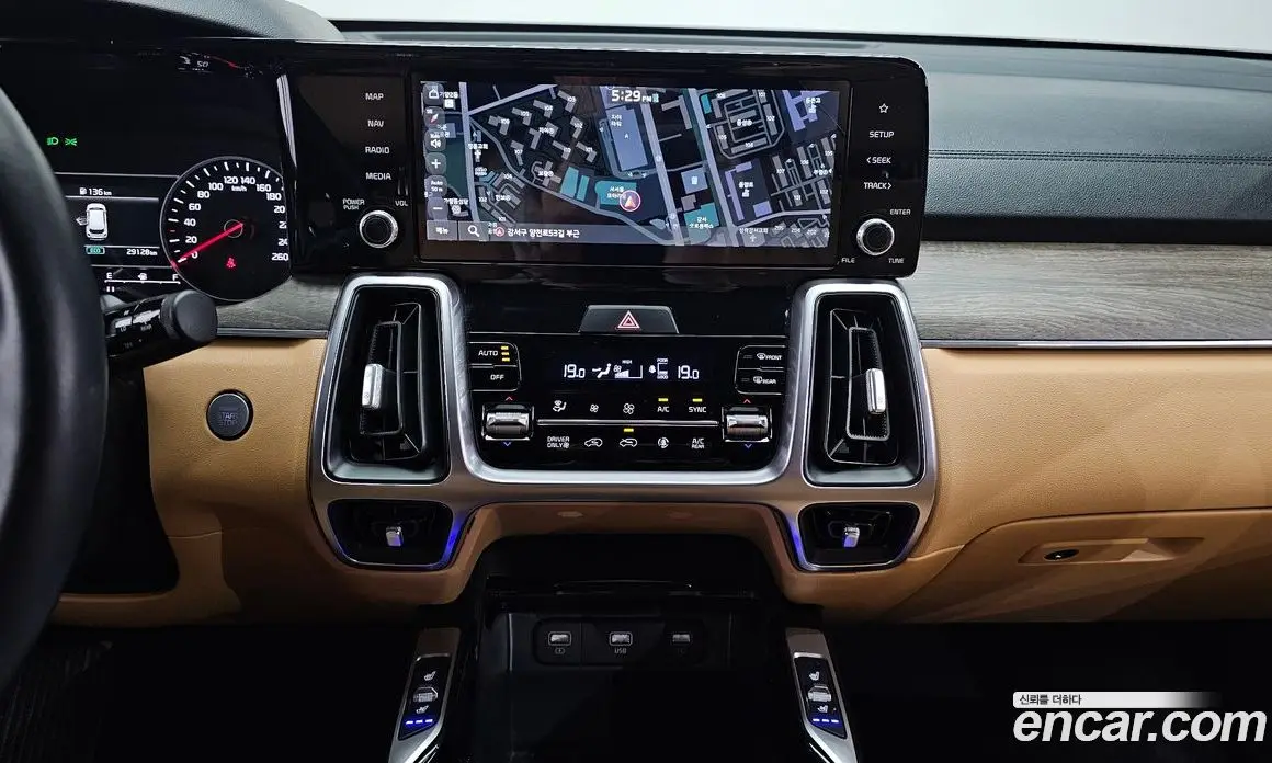 Kia Sorento 2022 1.6 автомат (гидро), фото 20