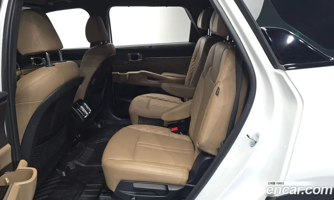 Kia Sorento 2024 1.6 автомат (гидро), фото 17