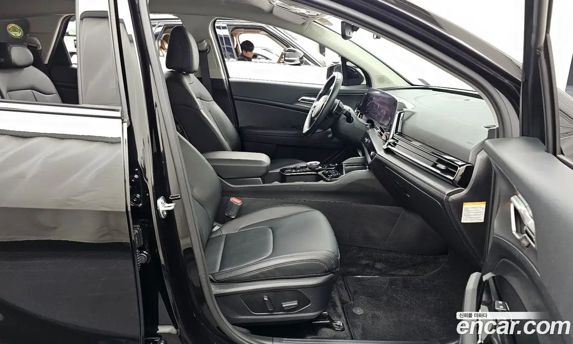 Kia Sportage 2023 1.6 автомат (гидро), фото 17