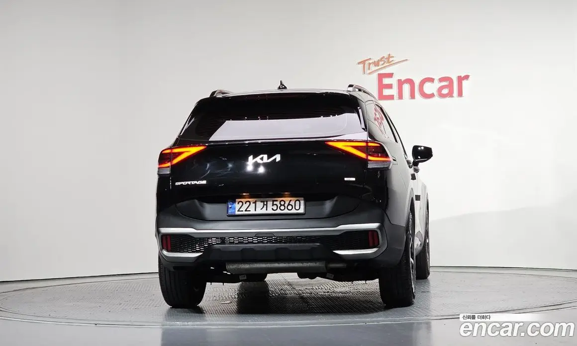 Kia Sportage 2023 1.6 автомат (гидро), фото 4