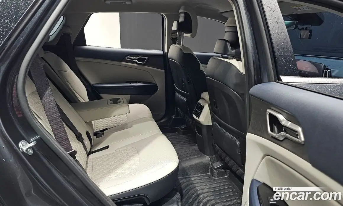 Kia Sportage 2023 1.6 автомат (гидро), фото 16
