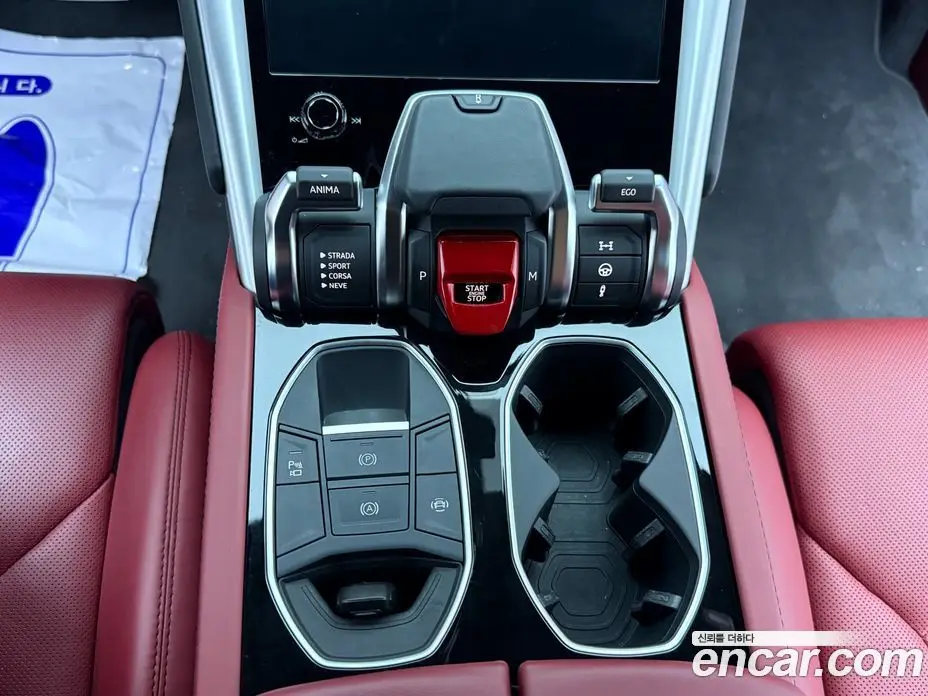 Lamborghini Urus 2020 4.0 автомат (гидро), фото 17 Lamborghini Urus 2020 4.0 автомат (гидро), фото 17